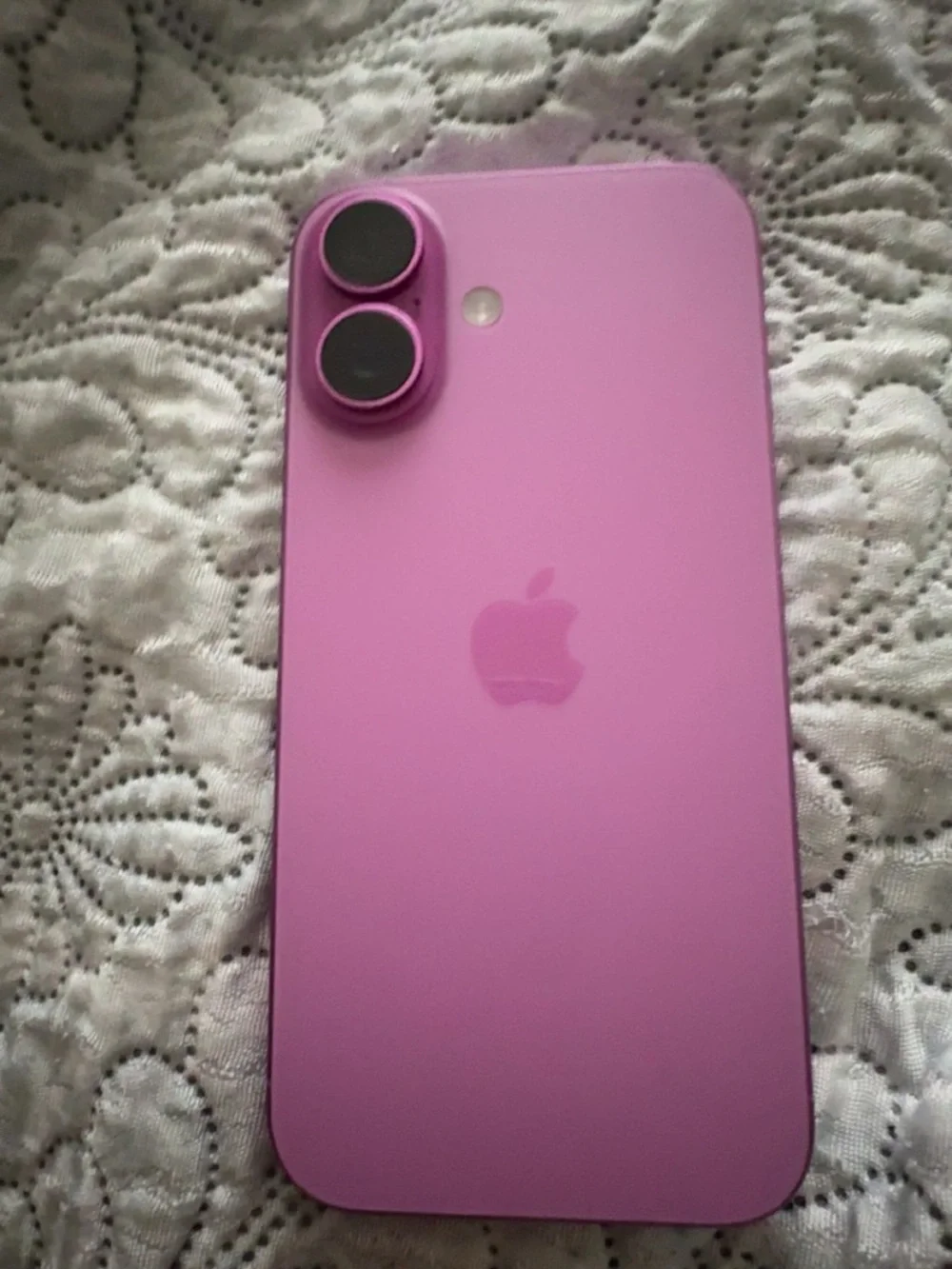 Apple iPhone Pink Front Display with Dynamic Island